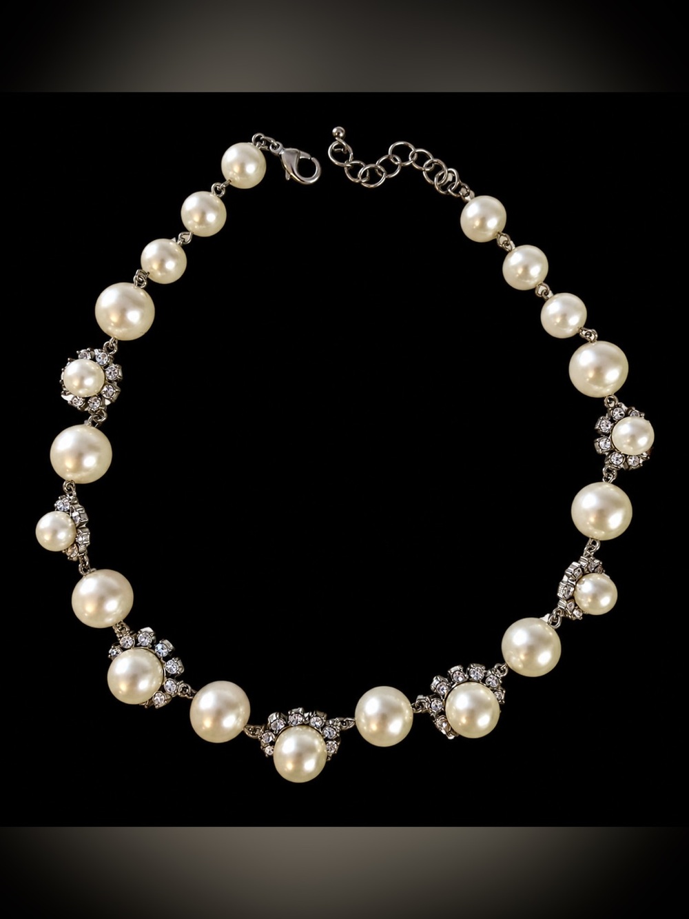 Pearl & rhinestone choker necklace costume jewelry, adjustable silver tone metal